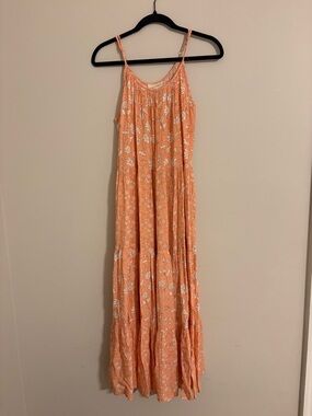 Universal Thread Peach Floral Midi Dress